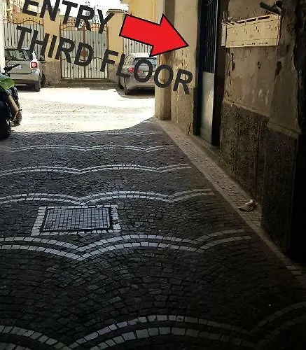 Leucosia Dream * Naples